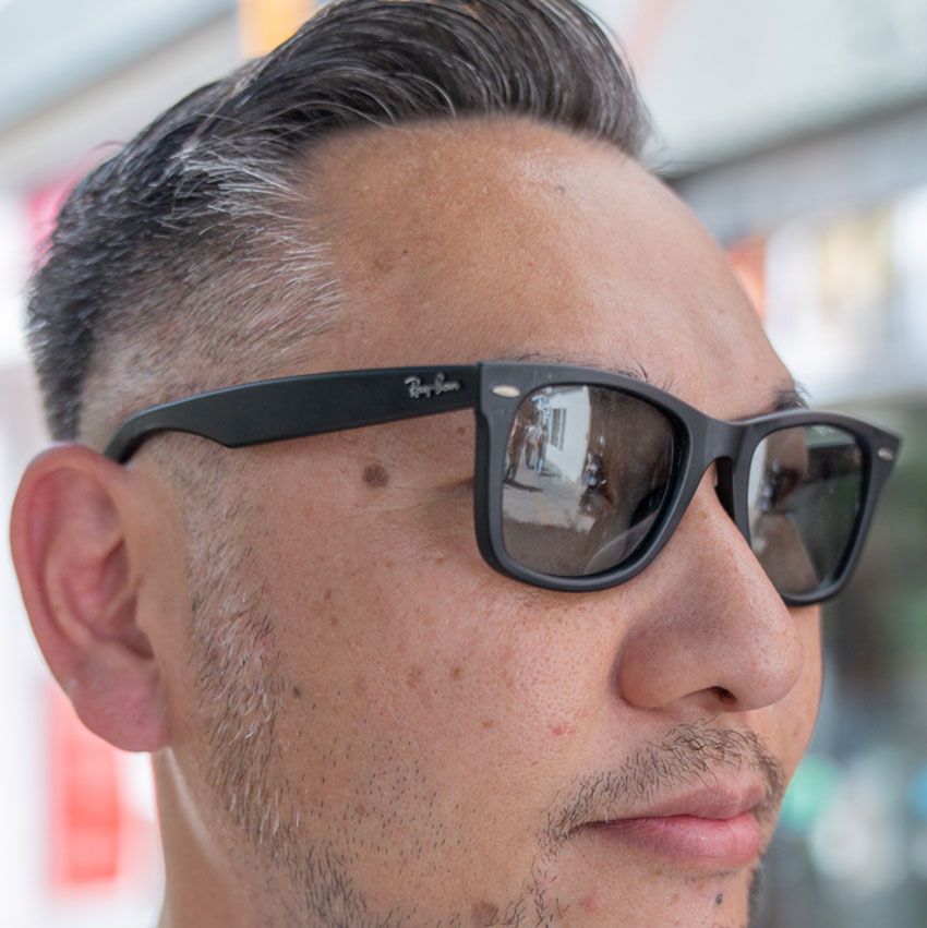 サングラスの傑作レイバン“ウェイファーラー”！掛けるだけで夏コーデが格好良くキマる説を検証 - 1枚目の画像