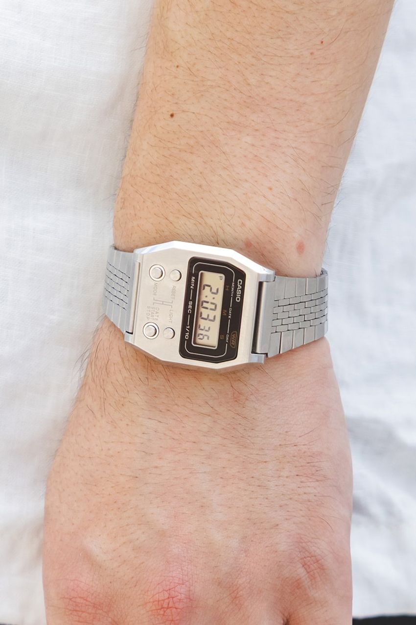 夏の“モノトーンコーデ”でお洒落に差をつける方法をスナップで解説！ポイントは「サイジング」 - 3枚目の画像