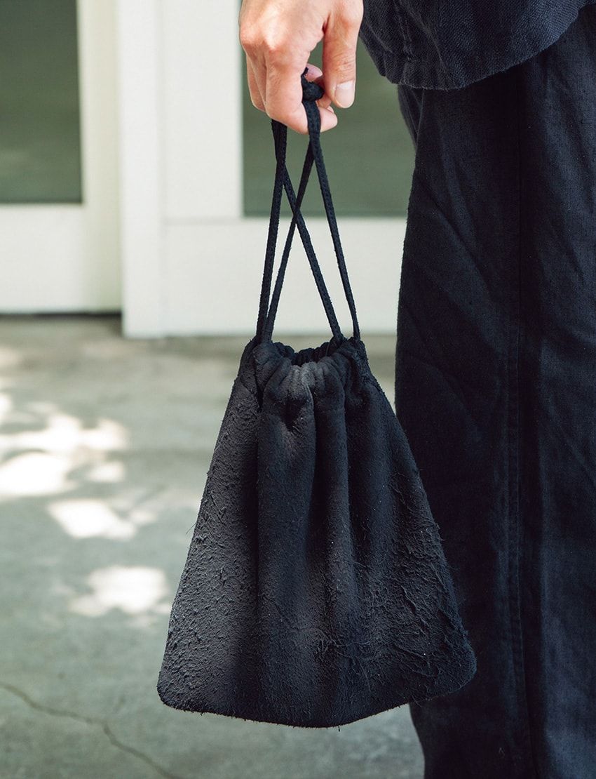 パパラッチ常連による3者3様の“オール黒”コーデ。グラフィックT 、セットアップetc. - 4枚目の画像