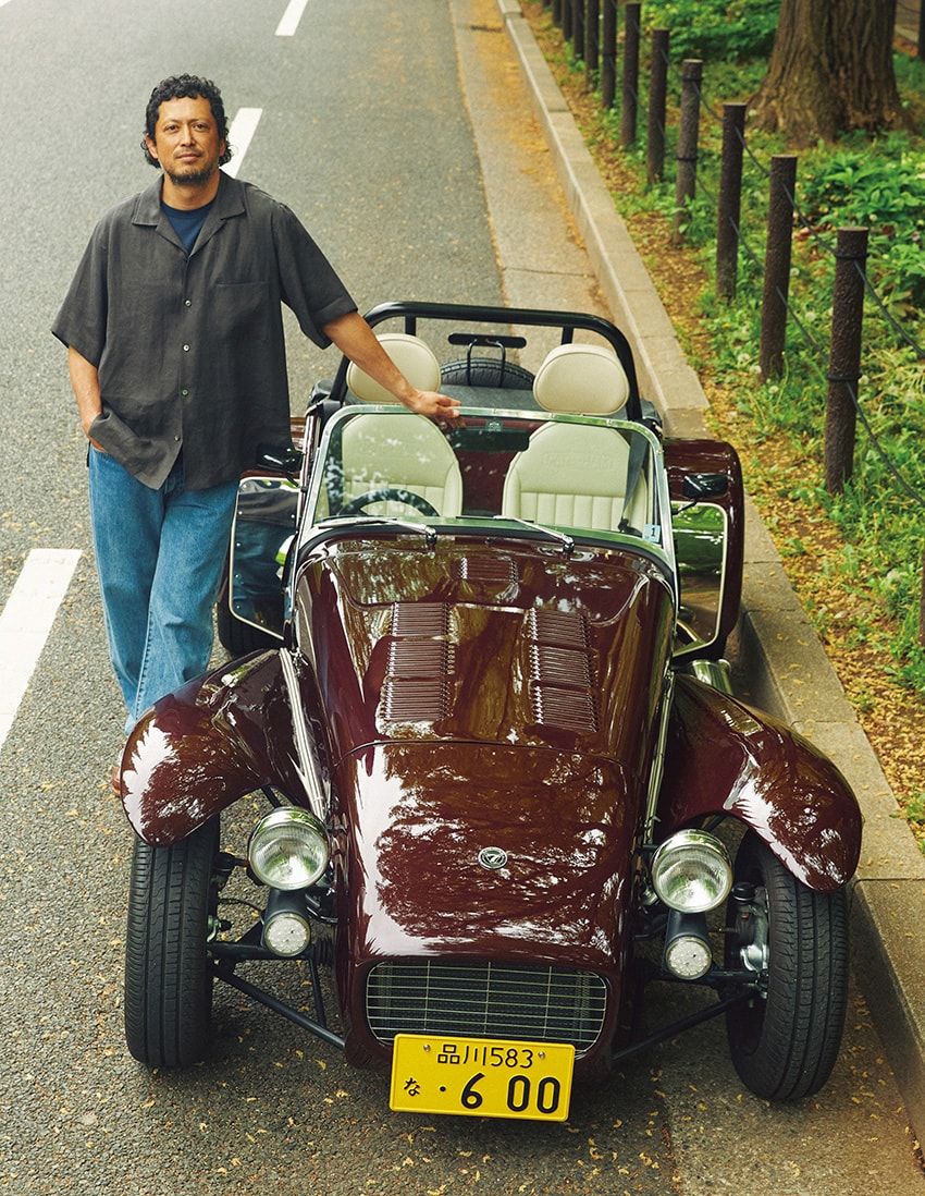 名車「スーパーセブン」が現代に蘇った!? 男心をくすぐるクラシックな“新車”レーシングカー - 1枚目の画像