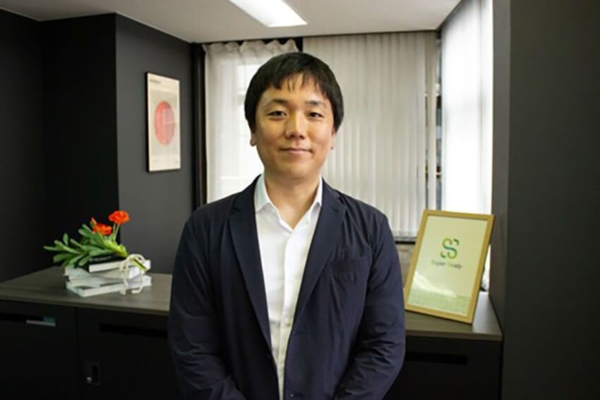 “白髪染め”で逆に白髪が増える!? 頭皮のプロが薦める“ヘナ染め”とは何か、徹底解説！ - 6枚目の画像