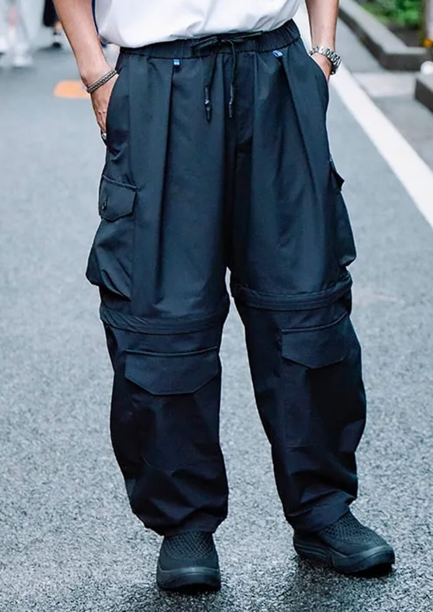 エイトン、シュプリームetc.“パンツのシルエット”で装いの完成度を高め