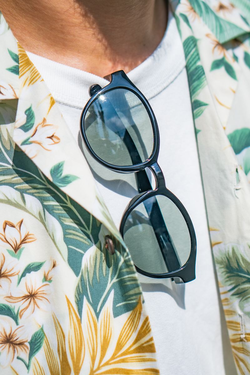 アイウェアはもはや定番化したファミマのコンビニ服「コンビニエンスウェア」より選抜