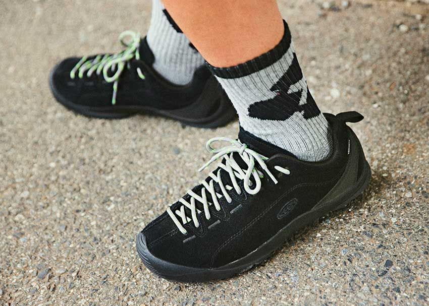 UFC鶴屋選手に突撃パパラッチ！日本を代表する格闘家の“リアル私服”とリング外の素顔 - 8枚目の画像