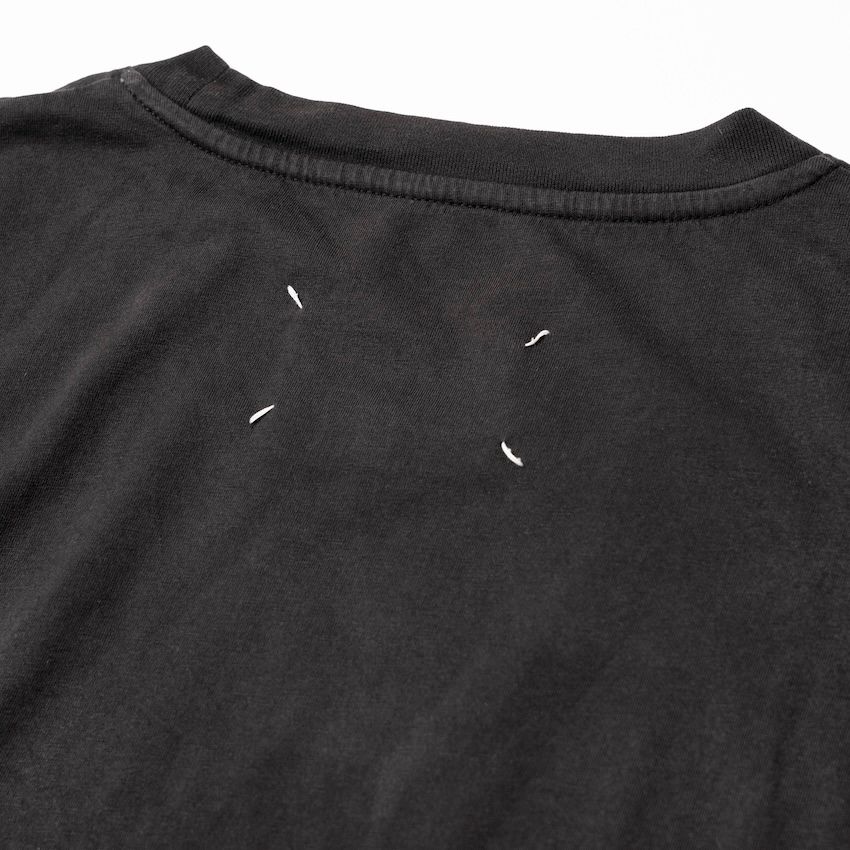 ハイブランド系の無地TにバンドT。編集長＆スタイリストがこの夏愛用する「一軍Tシャツ」11選！ - 5枚目の画像