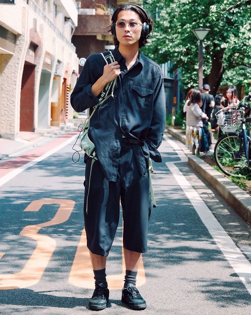 サングラス＝アーレム　シャツ＝マーティー アンド サンズ　ショーツ＝A.D.A.N