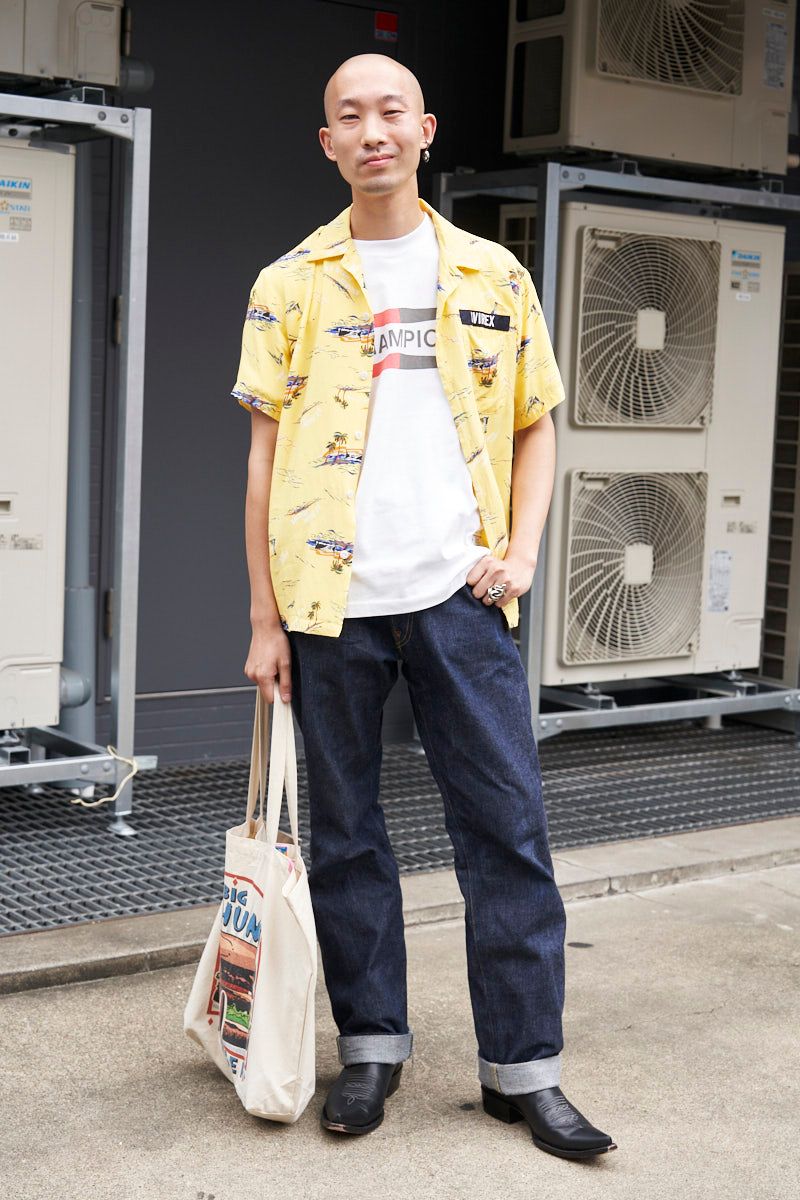 シャツ＝アヴィレックス