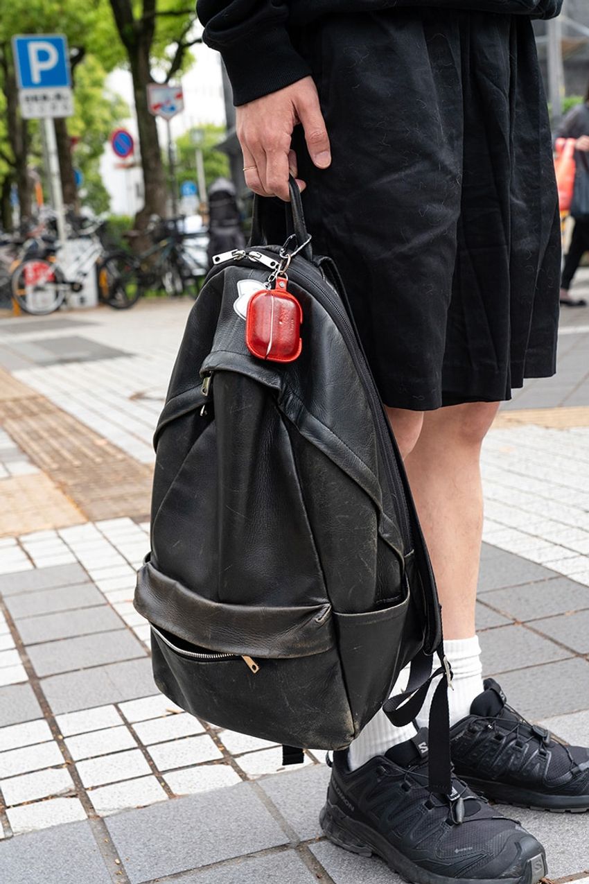 やっぱり“膝上丈”ショーツが大好きです！街で見つけた洒落者たちのコーデ好例3選 - 9枚目の画像