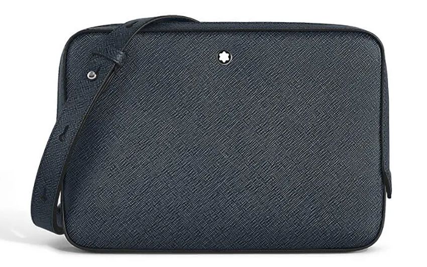 バッグH17×W24×D4㎝ 14万8500円／モンブラン　0800-333-0102