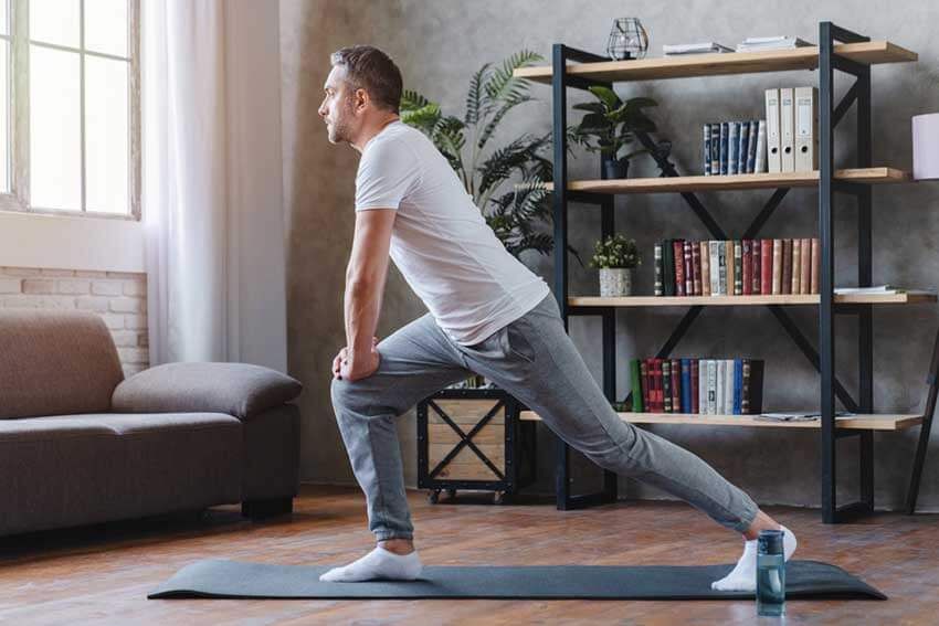 身長が1.5cm伸びたケースも！猫背、巻き肩、腰痛を防ぐ“背すじリセット術”をプロが伝授 - 9枚目の画像