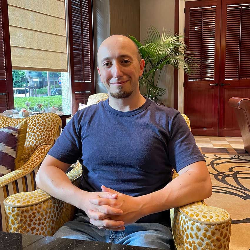 マッシミリアーノ・スガイ●1983年生まれ、日本食が大好きなイタリア人フードライター。 KADOKAWAよりフードエッセイ『イタリア人マッシがぶっとんだ、日本の神グルメ』を出版。日伊文化の違いの面白さ、日本食の魅力、食の美味しいアレンジなどをイタリア人の目線で発信中。