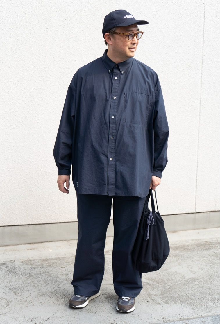 シャツ＝フレッシュサービス