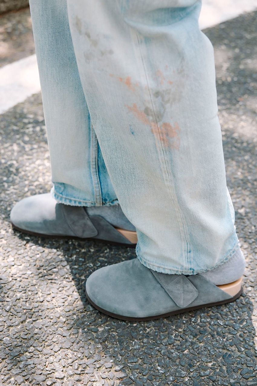 サマーコーデは“淡い色”で脱モノトーン！ 爽やか＆リラックス感を獲得した3名の装い - 7枚目の画像