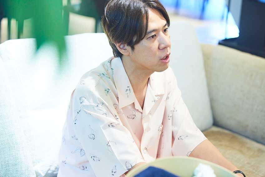 【海の失敗談】「狭いセダンで無理やり着替えて…（笑）」ロッチコカドがヘビロテする“サーフギア” - 7枚目の画像