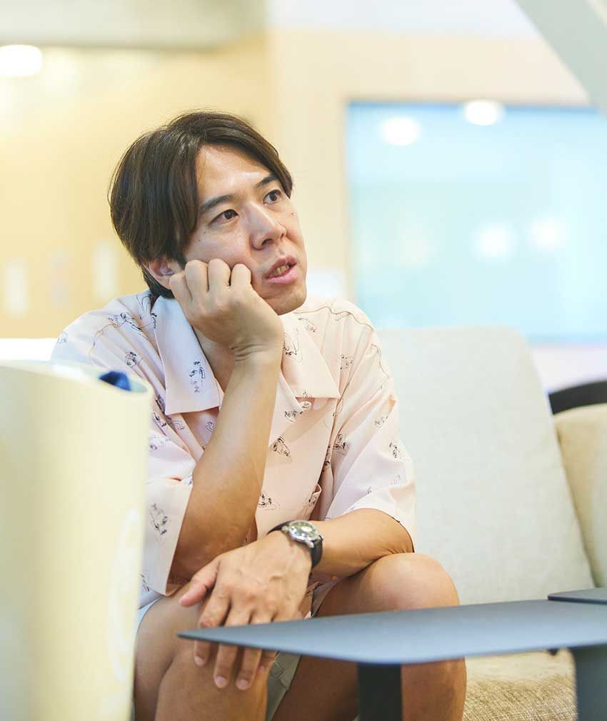 【海の失敗談】「狭いセダンで無理やり着替えて…（笑）」ロッチコカドがヘビロテする“サーフギア” - 3枚目の画像