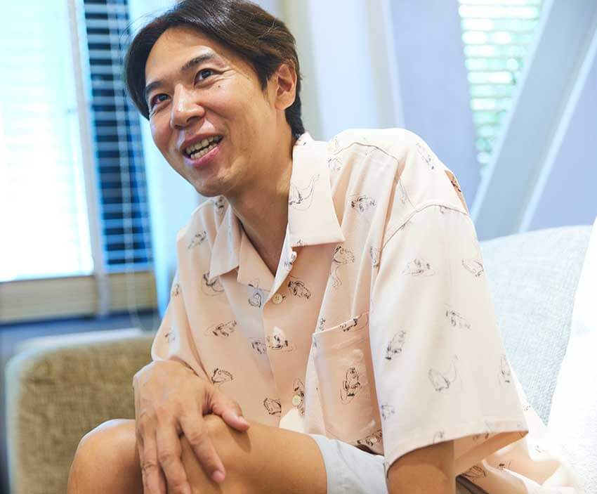 【海の失敗談】「狭いセダンで無理やり着替えて…（笑）」ロッチコカドがヘビロテする“サーフギア” - 2枚目の画像