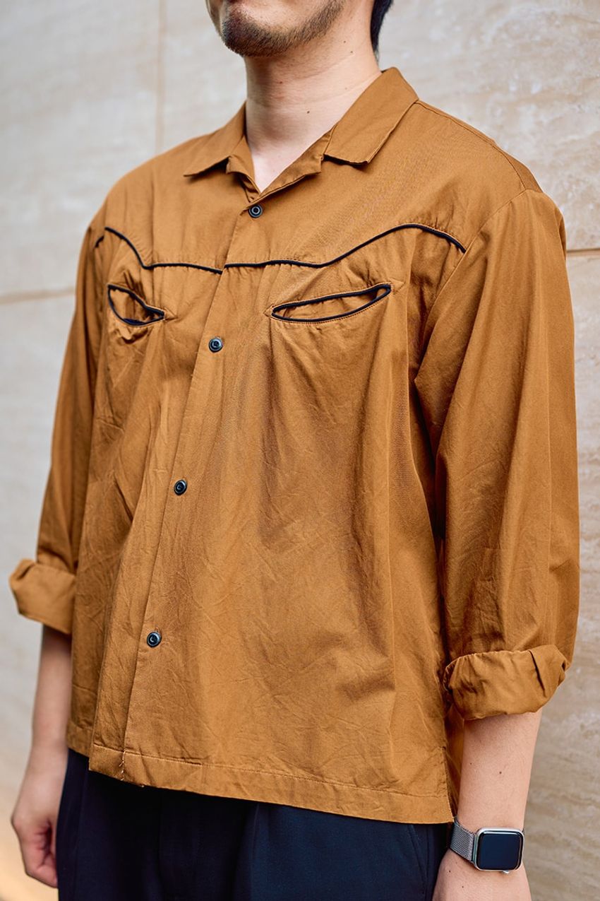 このシャツ、実は「GU」製。秀逸な1枚をコーデに取り入れた3人の洒落者をスナップで - 3枚目の画像