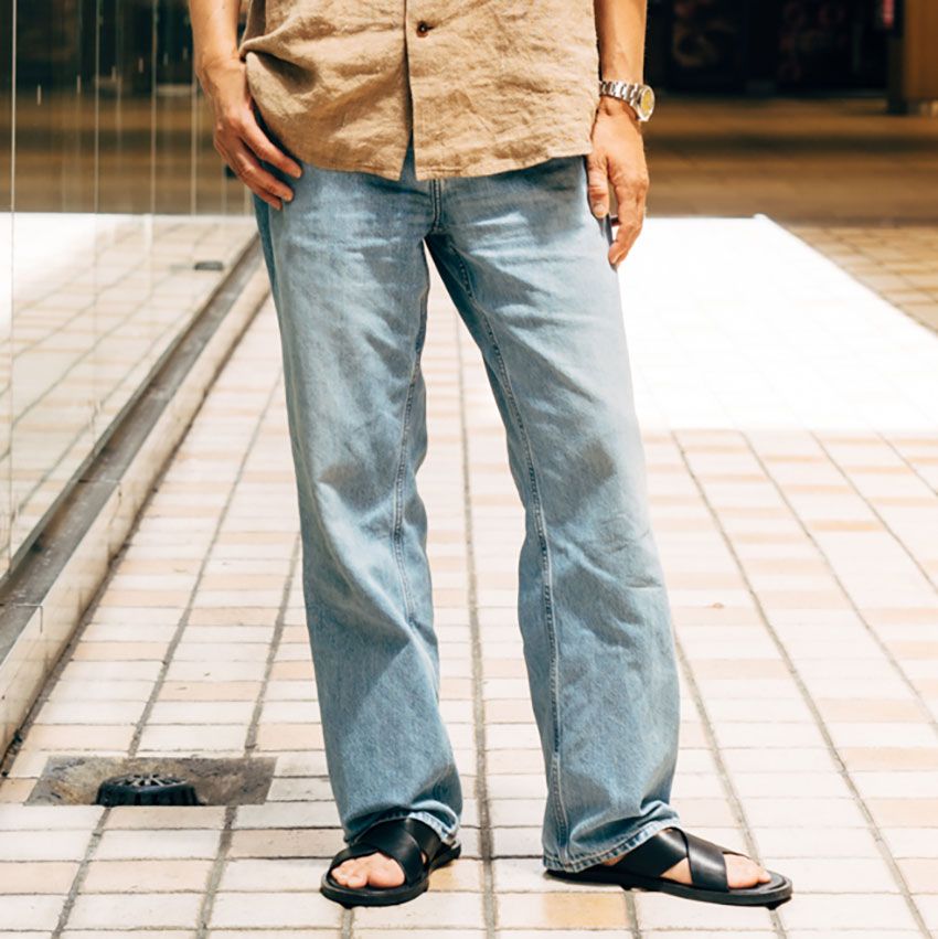 デニム、スラックス、無地T。「ユニクロ」で夏コーデを彩った3名の洒落者たち - 1枚目の画像