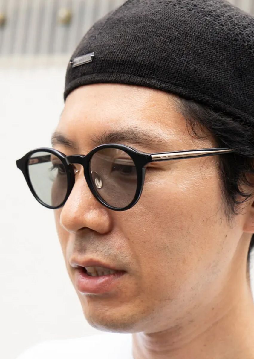 “ワイド”を選べば間違いなし。“白パン”を今っぽく着こなす攻略法を3人のスナップで - 10枚目の画像