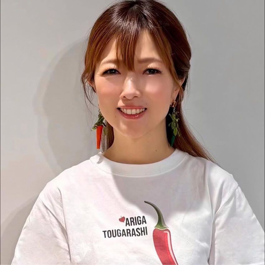 金 成姫（きむそんひ）●激辛料理専門家。調理師免許と1級フードアナリストの資格を取得。激辛マニアでスパイス香辛料ソムリエ、チーズプロフェッショナル、ワインエキスパート、唎酒師等も。Instagramのフォロワーは2万人を超え、YouTubeなどでも日々さまざまな激辛グルメを発信している。フードライター、フードコメンテーターとして活躍中。