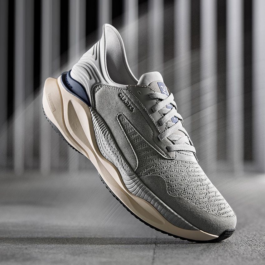 「CLARKS PACE」2万6400円／クラークス（クラークスジャパン　03-5411-3055）