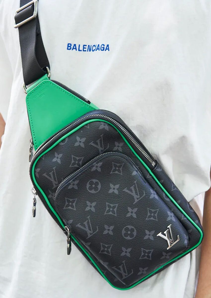 ルイヴィトンの“ミニバッグ”をコーデのアクセントに！効き目絶大なその効果をスナップで - 1枚目の画像