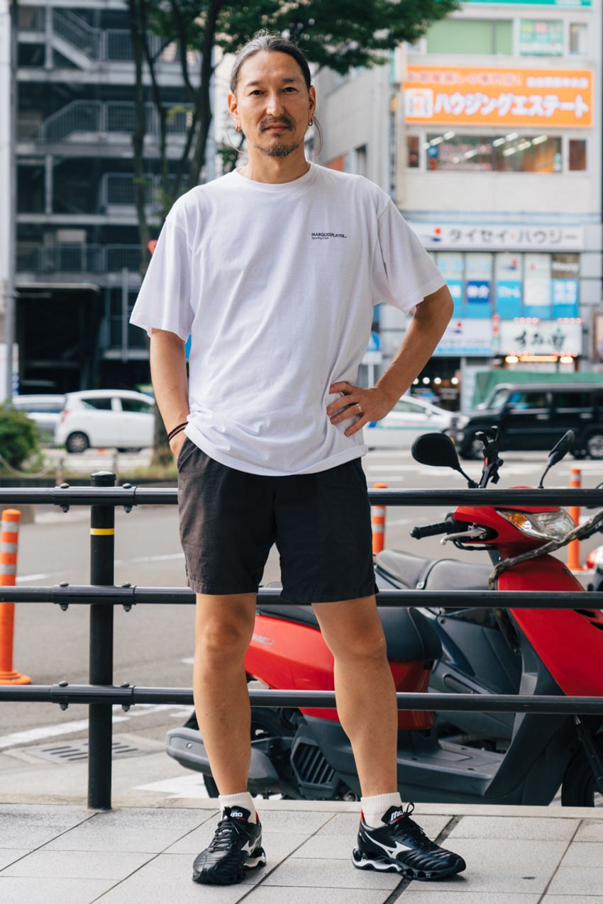 そろそろラストな「Tシャツ×短パンスタイル」！洒落ている男たちの“違い”を解説 - 5枚目の画像