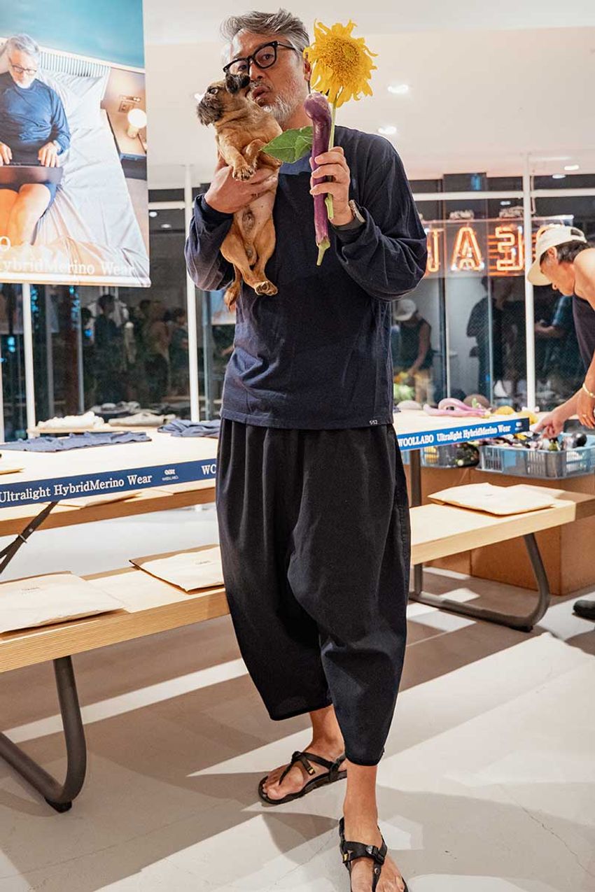 “裾絞りダボパンツ”が夏の味方になる！街行く洒落者スナップ3選でその実力を検証 - 4枚目の画像