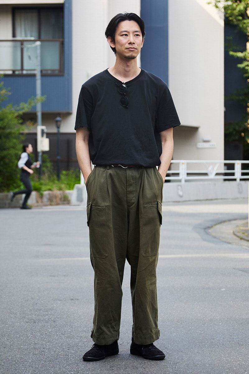 Tシャツ=ユニクロ スニーカー=リプロダクションオブファウンド ベルト=トリーレザー