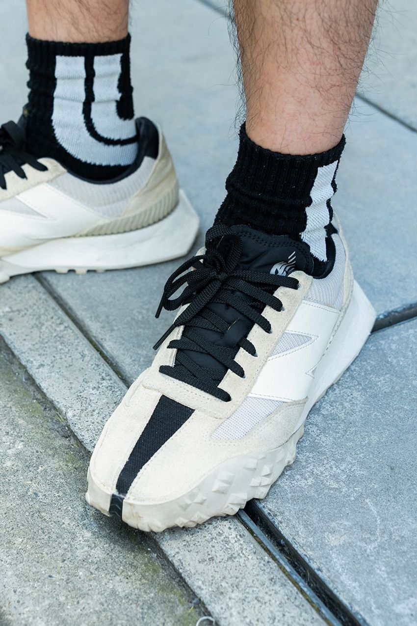 30〜40代の“大人シンプル”の作り方。リアルコーデを分析して見えたポイントは色数、シルエットetc. - 5枚目の画像