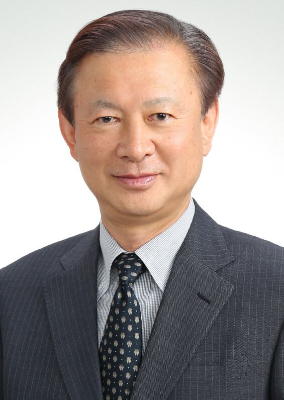 栗原毅●栗原クリニック東京・日本橋院長。東京女子医科大学教授、慶應義塾大学大学院教授を歴任。北里大学医学部卒業。2008年にメタボリックシンドロームや糖尿病などの生活習慣病の予防と治療を目的とした現クリニックを開院。「血液サラサラ」提唱者の1人でもある。今年2月に上梓した『肝臓大復活』はアマゾンの「肝臓・膵臓の医学」カテゴリーで現在もベストセラー1位を継続中。