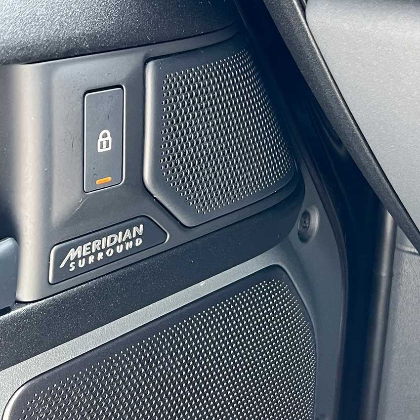 フジロックを裏で支えた主役級SUV。「ディフェンダー」が最高だった！ - 9枚目の画像