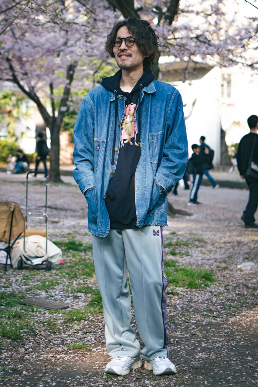 街履きトラックパンツはやっぱり「ニードルズ」。人気の秘密を街角スナップで検証！ - 4枚目の画像