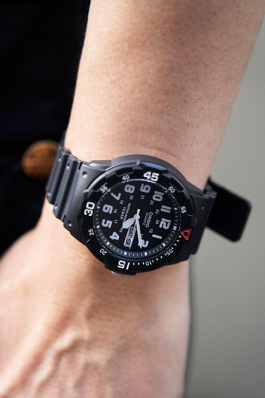 装いに効く「Eショック」。3人のG-SHOCK党が選んだ脱・定番な個性派モデルの正体は？ - 5枚目の画像