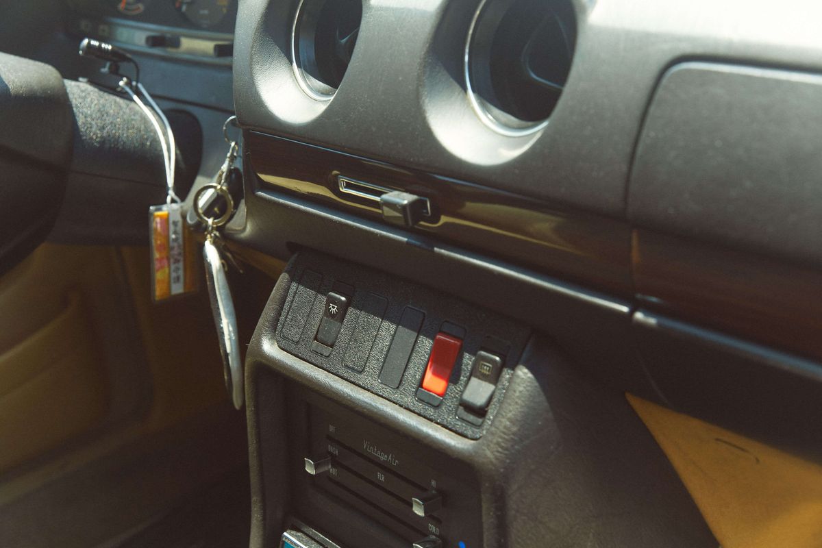 アメ車のクーラーに載せかせたというこだわりも。