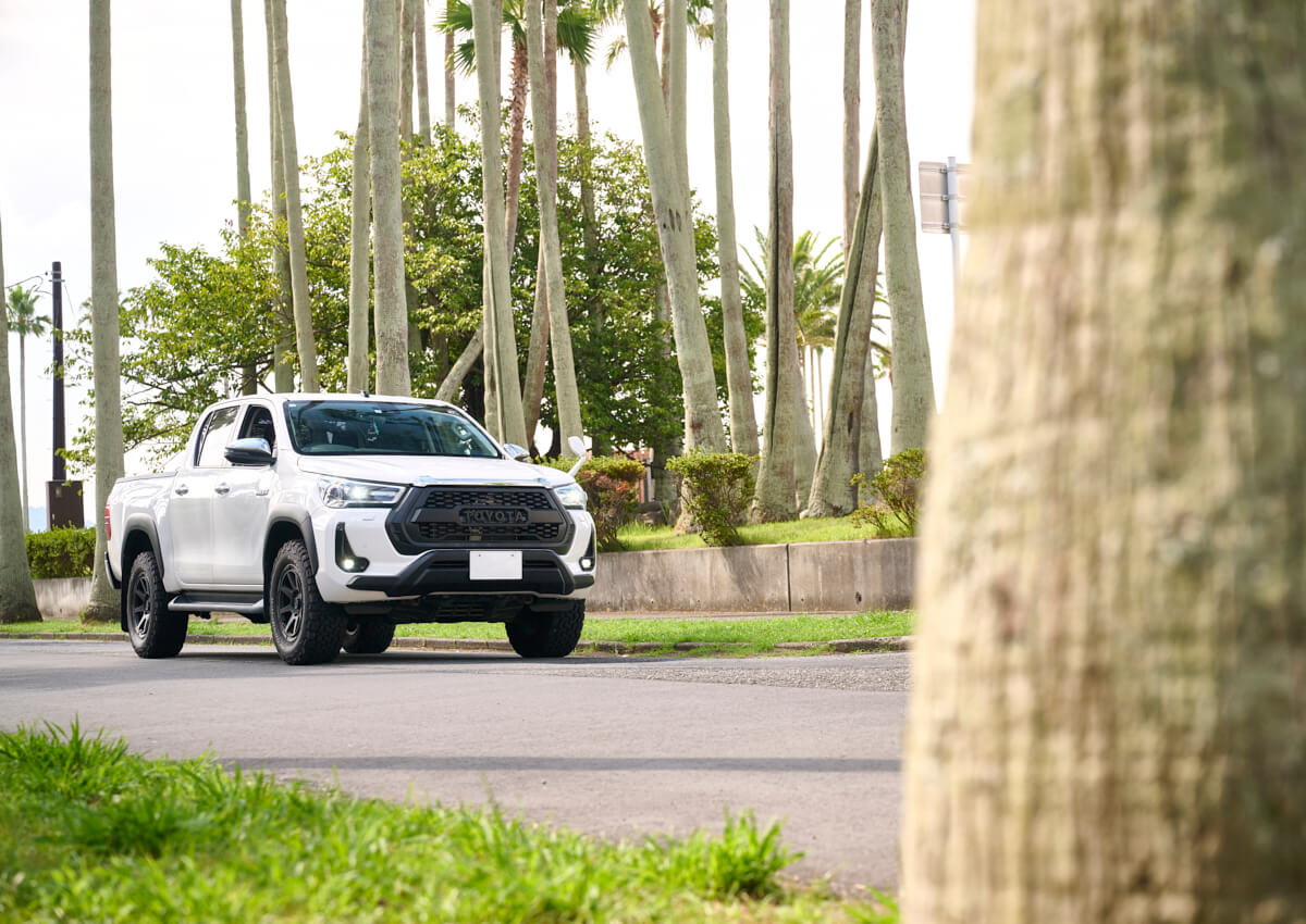 ハイラックスサーフ モンスタートラック 4wd トラック オフロード