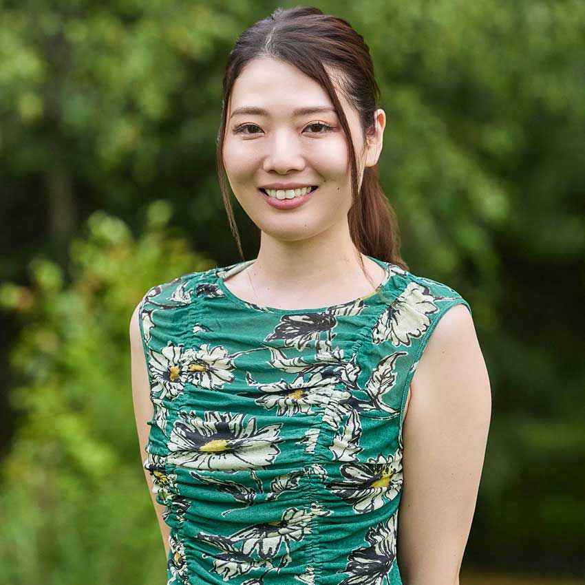 黒木美珠さん●YouTuberとしても活躍する自動車ライター。幼少の頃から車が好きで、現在の愛車はスバル「フォレスターSTIスポーツ」。2021年には、愛車ヴェゼルで90日間車中泊をしながら日本一周を達成。現在は、世界で活躍する自動車ジャーナリストを目指し、YouTubeやライターとして活動中。