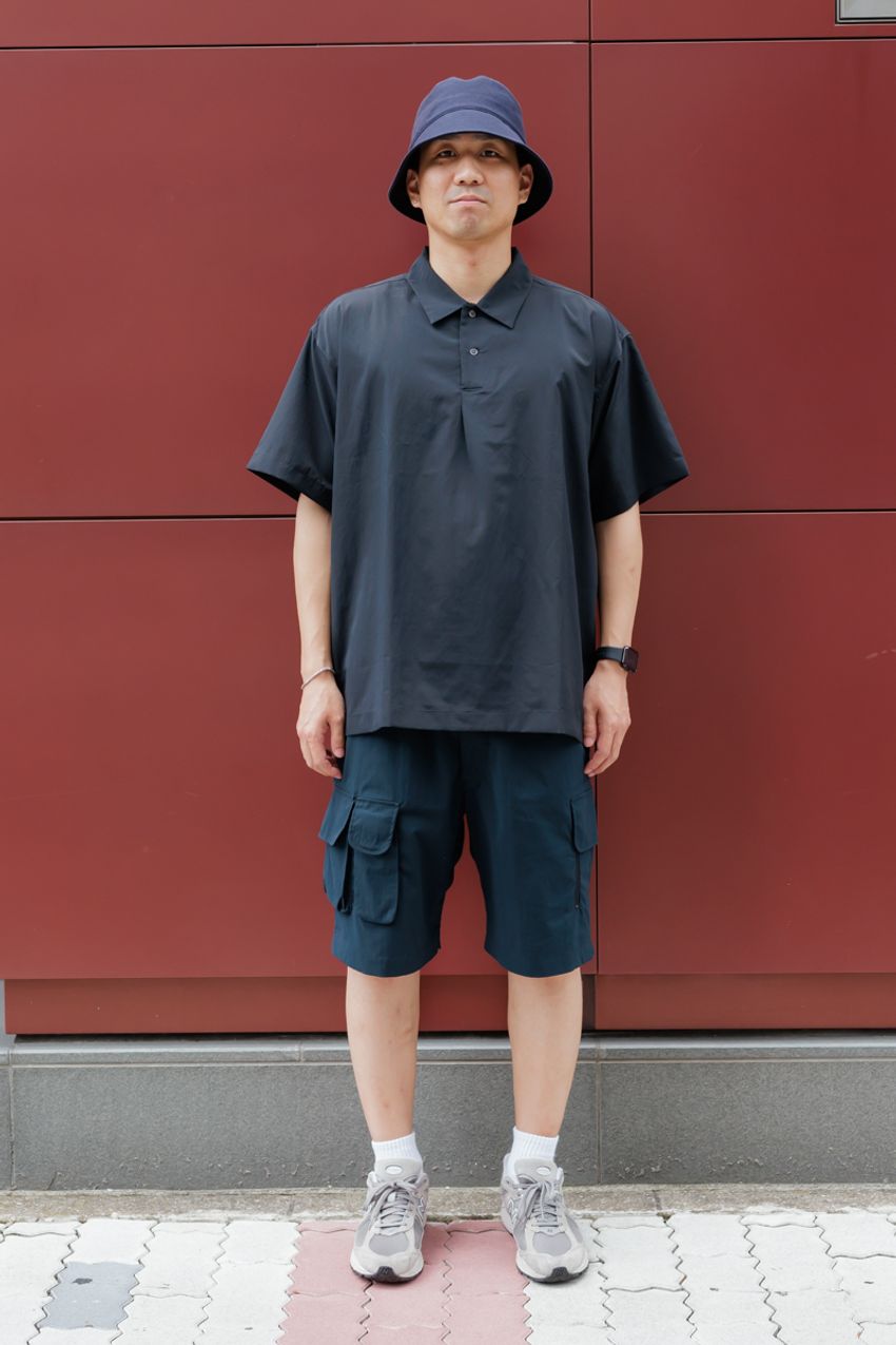 シンプルだけど洒落てる「シャツ×ショーツ」コーデ！装いのヒントを3人のスナップで解説 - 2枚目の画像