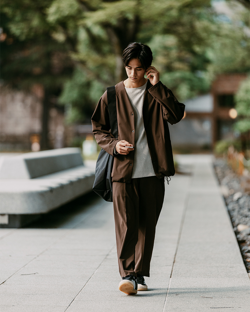 新登場のブラウンがかなり“使える”！ 秋を楽しくする機能服「FREELITCH」