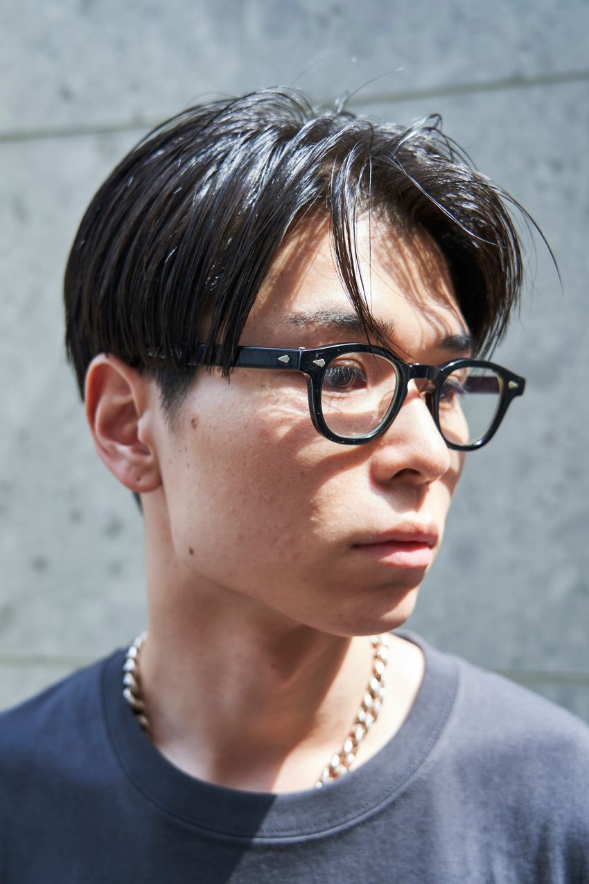 人気のバンドTをさらっと着こなした3名。あえてキレイめに合わせるのが正解だった！ - 6枚目の画像