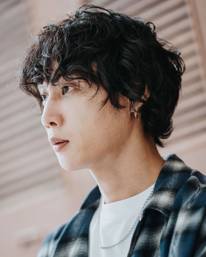 「流行より今の自分に似合うかどうか」go!go!vanillas牧 達弥さんを中目黒でパパラッチ！ - 10枚目の画像