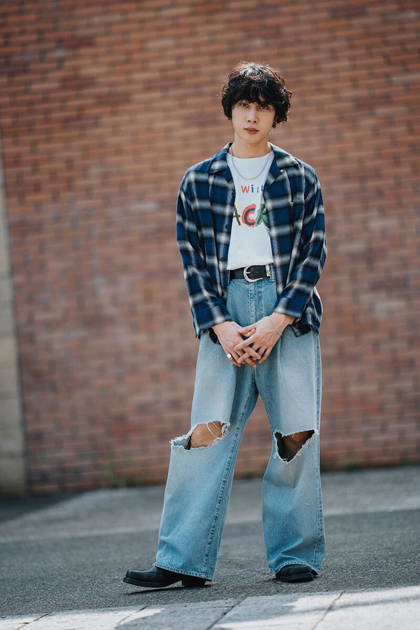 「流行より今の自分に似合うかどうか」go!go!vanillas牧 達弥さんを中目黒でパパラッチ！ - 1枚目の画像