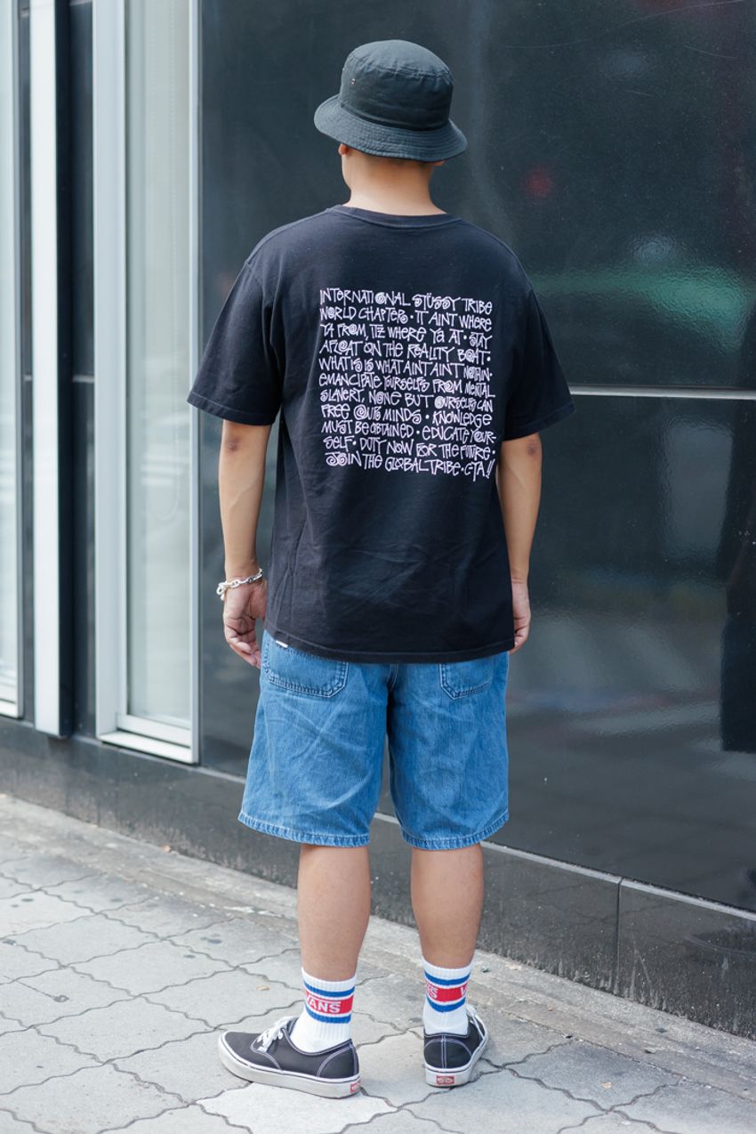 Tシャツは「左胸にワンポイント、背中にドンッ！」が今っぽい。その好例をスナップで！ - 7枚目の画像