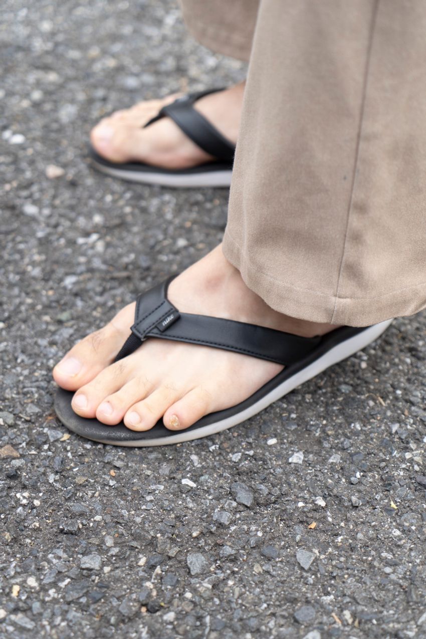 オーラリー、ジョンブル、ヴァンズ。お洒落見えする“ボーターTシャツ”スタイル3選！ - 5枚目の画像