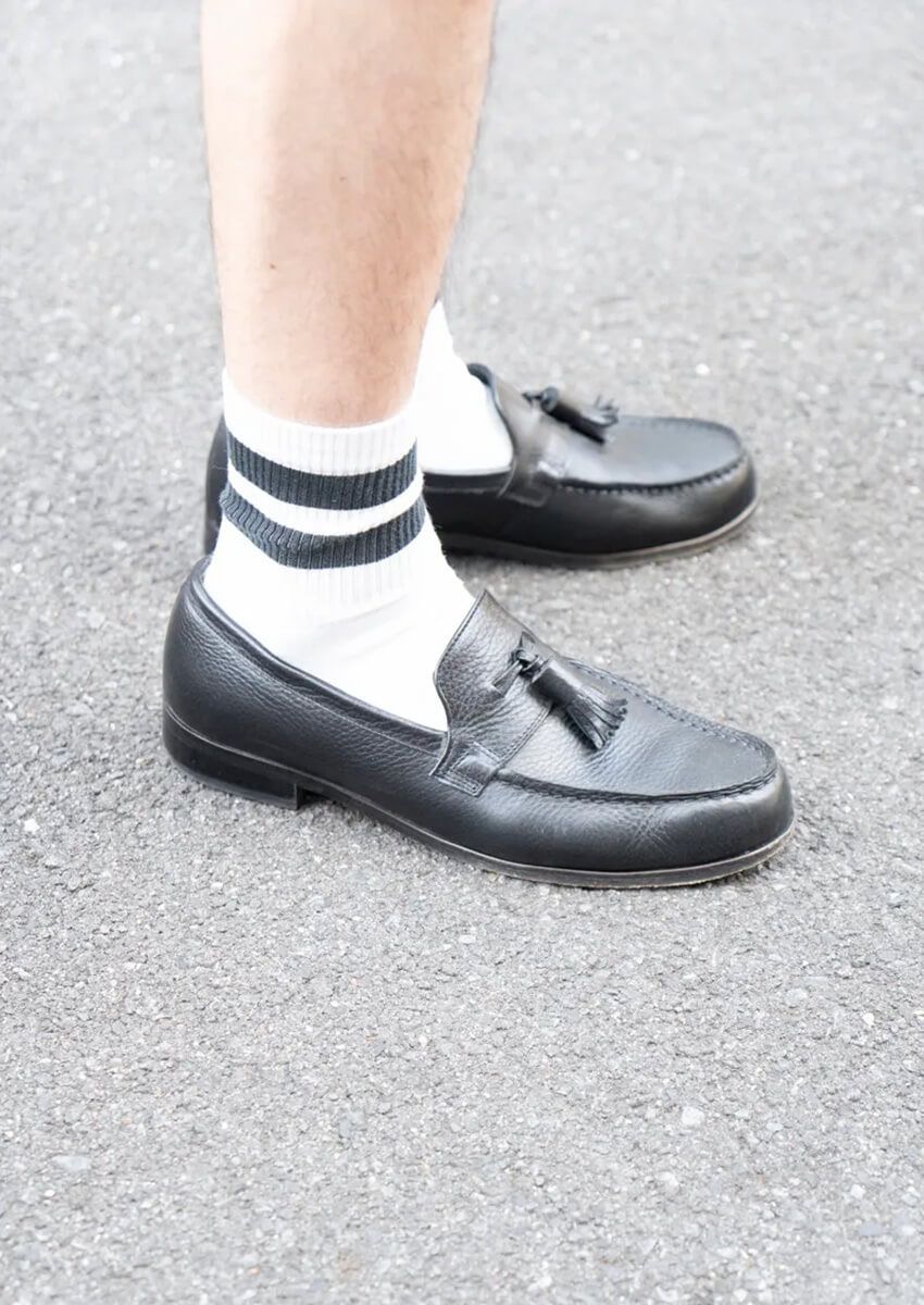 ショーツには“ローファー”合わせが大人っぽい！軽やかでキレイ見えするコーデ術3選 - 1枚目の画像