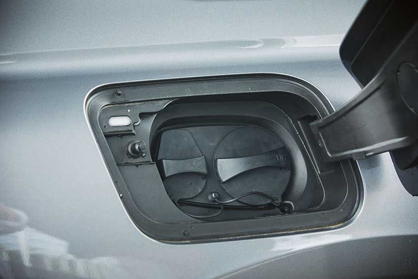 「最初はパジェロ。次にベンツ。そして……」小野伸二さんのアウディを拝見！愛車遍歴も大公開 - 9枚目の画像