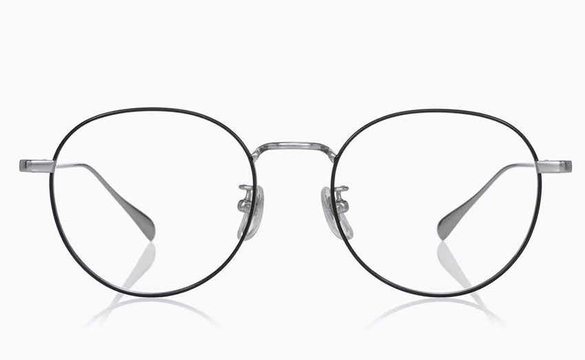 「OB1008X-5A C3 ブラック / シルバー」1万3000円／OWNDAYSお客様窓口　0120-900-298