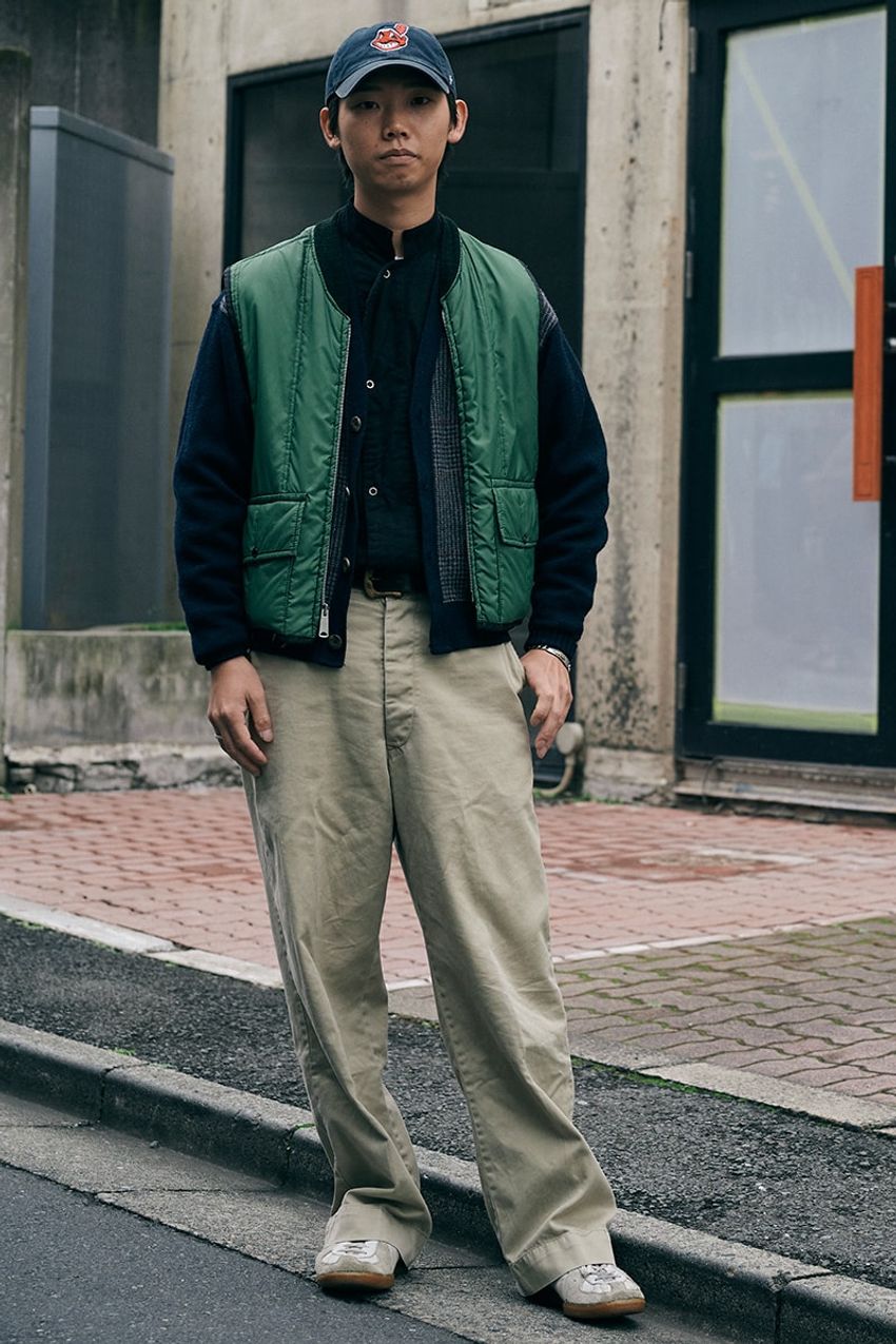 秋初めにサラッと羽織れる“ベスト”のススメ。今の時季のアウターに迷ったらコレ！な好例 - 2枚目の画像