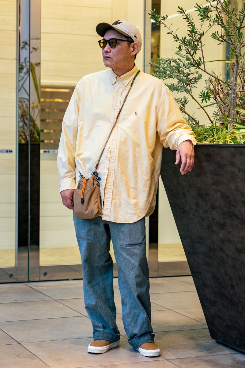 シャツ＝ラルフローレン　パンツ＝不明　シューズ＝ヴァンズ　帽子＝ニューエラ　眼鏡＝オウン　バッグ＝シーピーシーエム