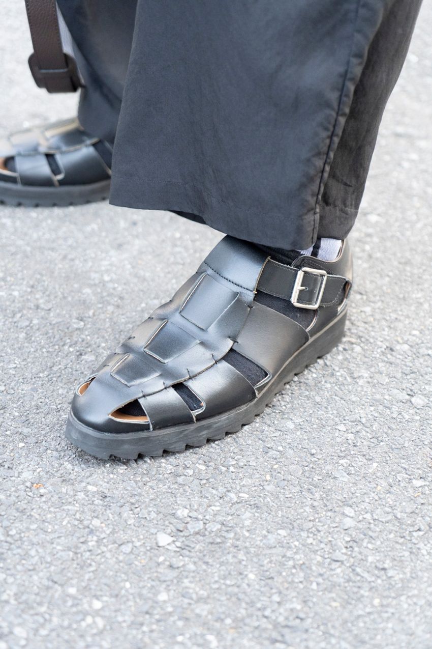 「キャップ×シャツ」のコーデ好例。カタさとユルさを程良く醸す相乗効果の威力！ - 7枚目の画像